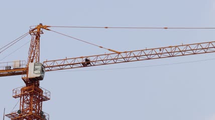4k建筑工地吊塔实拍视频