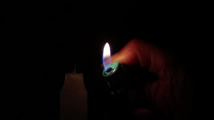 4K蜡烛烛光爱心祈福许愿实拍视频