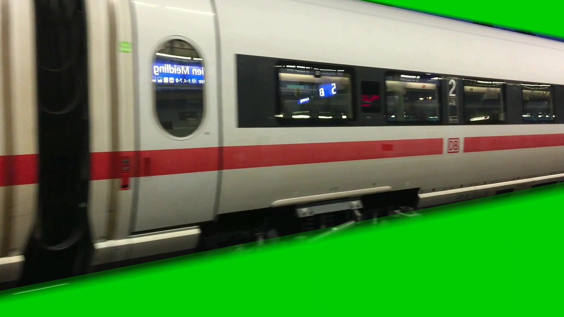 地铁绿幕视频素材