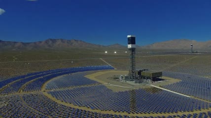 新能源太阳能发电供电新技术高清视频航拍