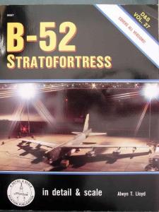 B52_同温层堡垒_战略轰炸机_B-52 Stratofortress_split_1_split_1
