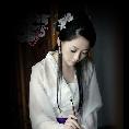 美人在側(cè)