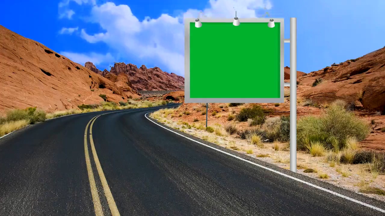 绿屏抠像高速公路上的提示牌