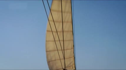 海上帆船乘风破浪 企业扬帆起航大气一帆风顺 高清实拍视频素材