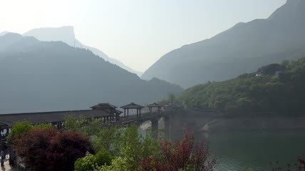 长江 江边绿水青山