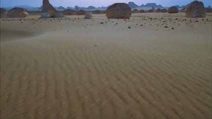 沙漠 沙丘 沙尘暴 风蚀 壮观景色沙漠镜头捕捉高清视频实拍 (4)