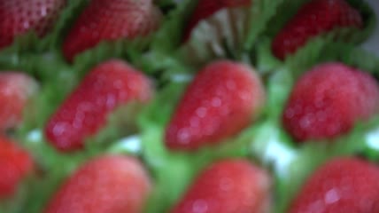 奶香草莓丹东草莓