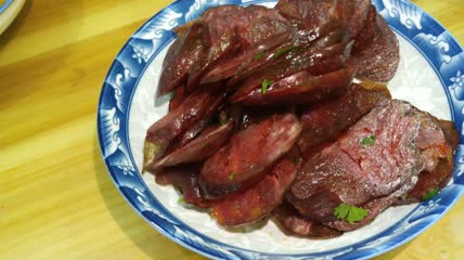 土家族美食腊肉香肠（2）