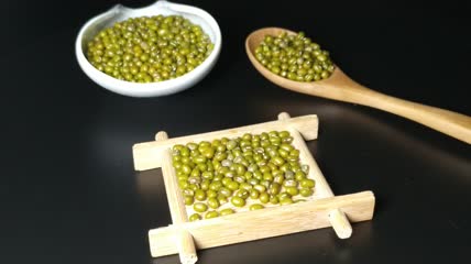 4K食品绿豆豆子食品旋转展示（15）