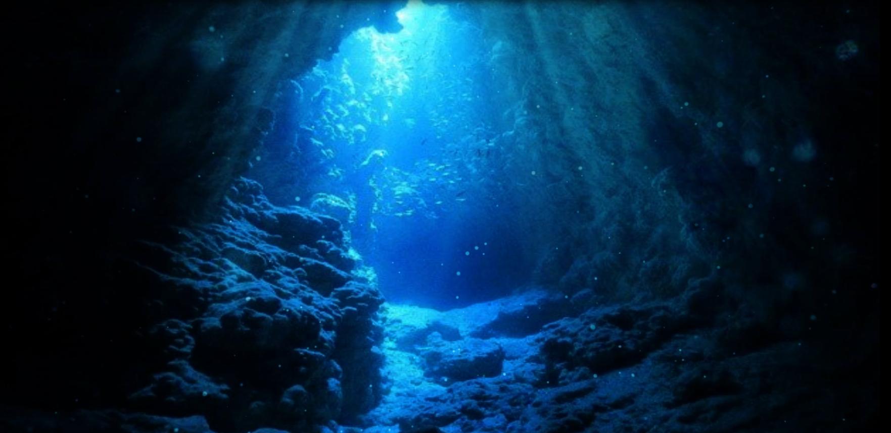 海底洞穴背景视频