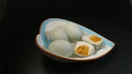原味咸鸭蛋实拍（8）