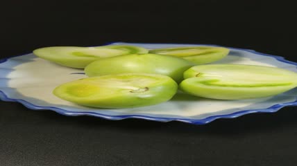 青番茄西红柿实拍（14）