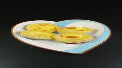 营养健康的糕点蛋挞美食食材4K实拍视频（4）