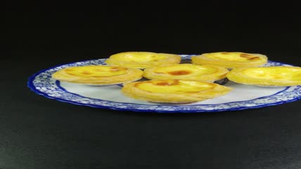 营养健康的糕点蛋挞美食食材4K实拍视频（13）