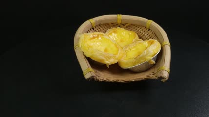 营养健康的糕点蛋挞美食食材4K实拍视频（24）