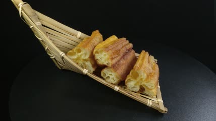 油炸食品油条美食食物4K实拍视频（9）
