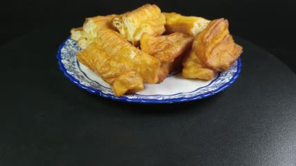 油炸食品油条美食食物4K实拍视频（16）