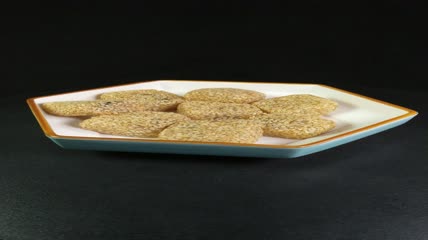静物美食糕点甜点零食芝麻糯米粑粑4K实拍视频（5）