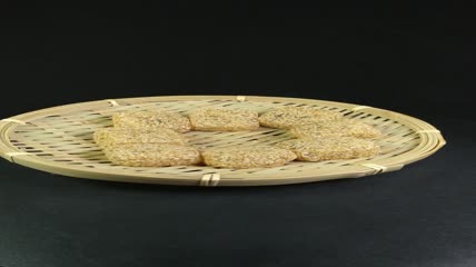 静物美食糕点甜点零食芝麻糯米粑粑4K实拍视频（13）
