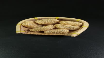 静物美食糕点甜点零食芝麻糯米粑粑4K实拍视频（14）