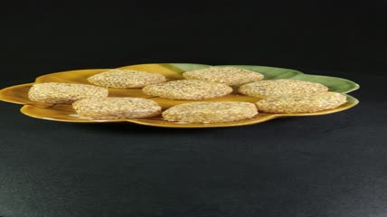 静物美食糕点甜点零食芝麻糯米粑粑4K实拍视频（15）