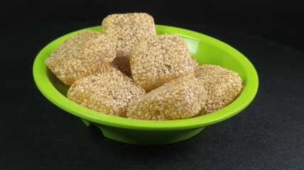 静物美食糕点甜点零食芝麻糯米粑粑4K实拍视频（19）