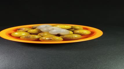 新鲜水果营养生态有机龙眼4K实拍视频（10）