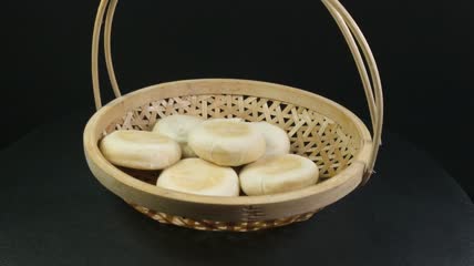 甜点美食绿豆饼4K实拍视频