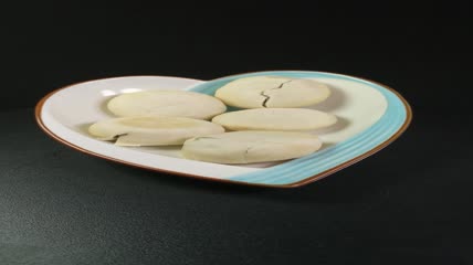甜点美食绿豆饼4K实拍视频