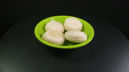 甜点美食绿豆饼4K实拍视频
