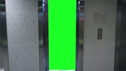 带绿屏的办公室电梯