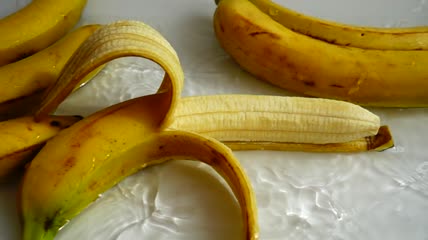 水上的香蕉特写实拍
