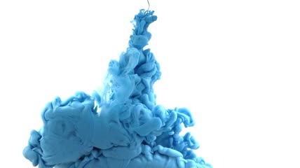 白色背景水下蓝色墨水的质感视频
