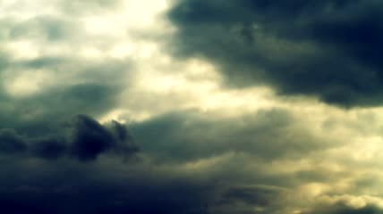 暴风云挡住了太阳