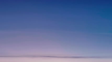 天空轻云渐变颜色实拍