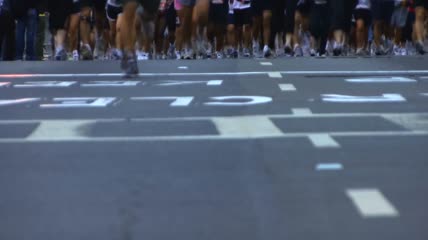 马拉松赛跑起跑耐力竞技体育运动实拍