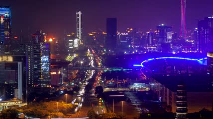广州照亮了城市景观和交通实拍