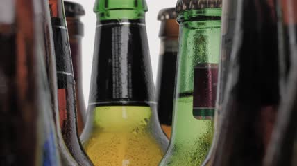 精酿啤酒瓶特写实拍