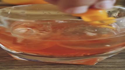 尼格罗尼特写实拍