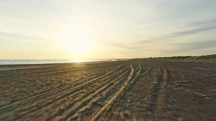 海边快速飞行实拍