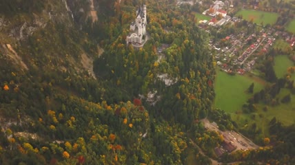 从高处俯瞰新天鹅堡风景