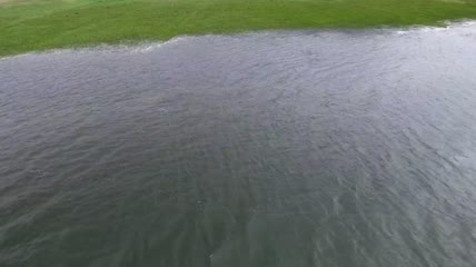 农田里的洪水