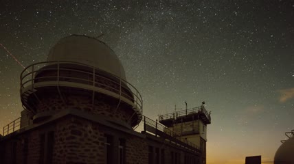 星空下的天文台视频