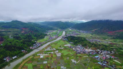 4k航拍贵州清晨农田田园