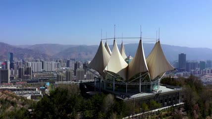 4k航拍青海西宁南山公园