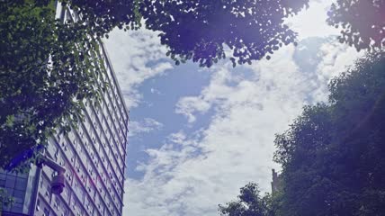 4k实拍晴空CBD建筑外墙空镜头