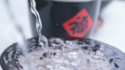 实拍白酒酒杯升格素材
