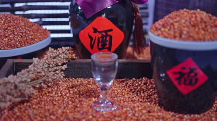 4k实拍中国白酒高粱酒素材
