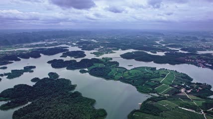 4k航拍贵州安顺红枫湖岛屿素材