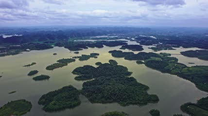 4k航拍贵州安顺红枫湖岛屿